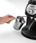 DeLonghi Еспресо машина EC221.B 15 bar