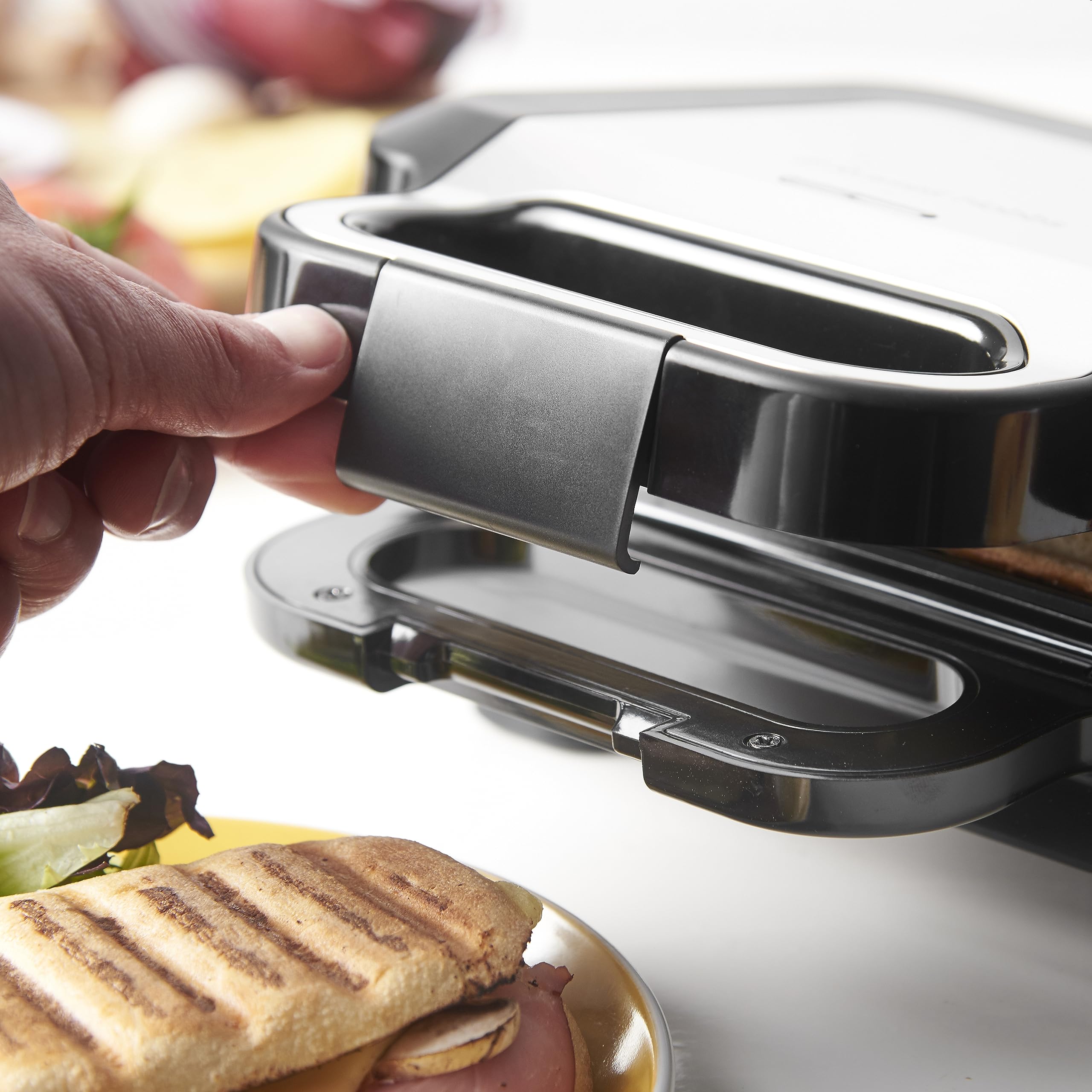 Сандвич тостер 3-в-1 Russell Hobbs 26810-56 Сандвич тостер 3-в-1 Russell Hobbs 26810-56
