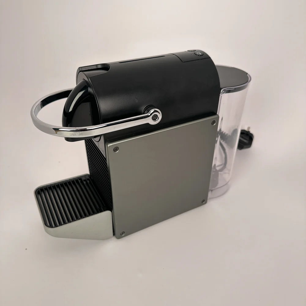 Кафемашина за капсули Nespresso Krups Pixie Titanium YY5290FD Кафемашина за капсули Nespresso Krups Pixie Titanium YY5290FD